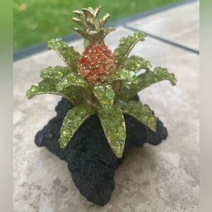 Vintage Pineapple Hospitality Figurine. Crystal Gemstones on Lava Rock Base.